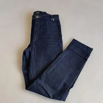 A.P.C. 스트레이트 데님 24
