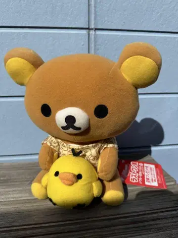 키이로이토리와 리락쿠마 봉제 인형