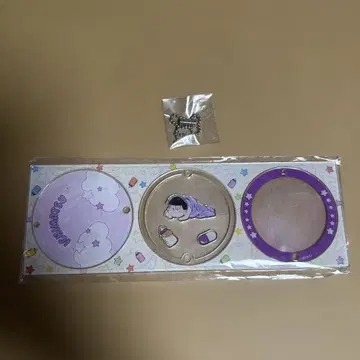 오소마츠 6쌍둥이 이치마츠 BABY 샤카샤카 키링