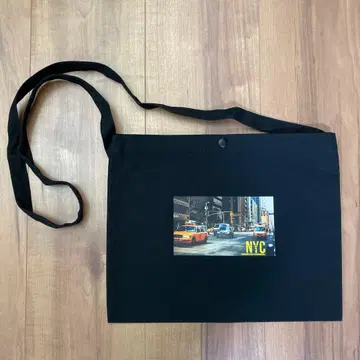 NYC 디자인 캔버스 사코슈