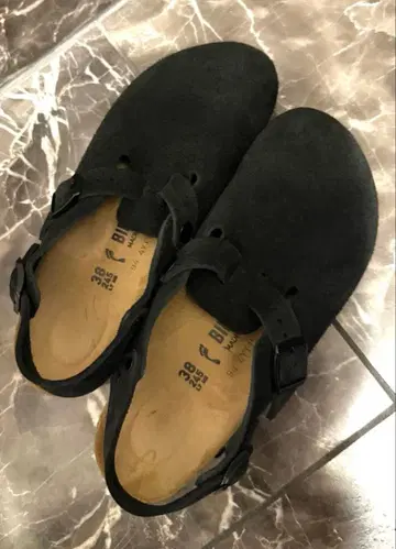 비르켄 도쿄 블랙