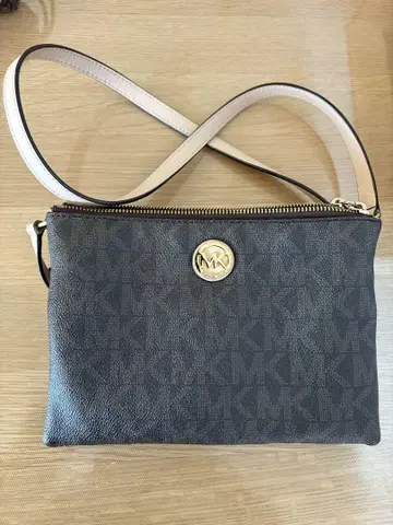 Michael Kors 숄더백 다크 그레이