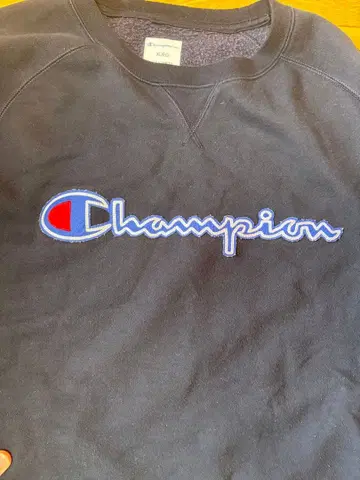 파격 Champion 네이비 트레이닝복