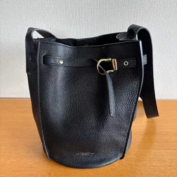 블랙 가죽 버킷 백