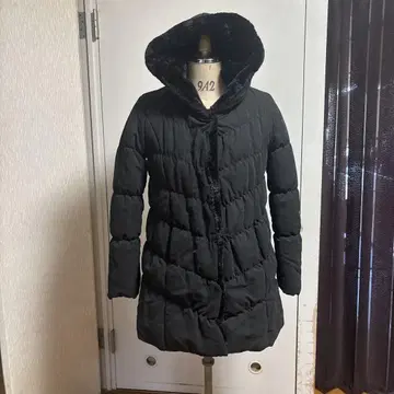 후드 부착 블랙 퀼팅 롱 코트