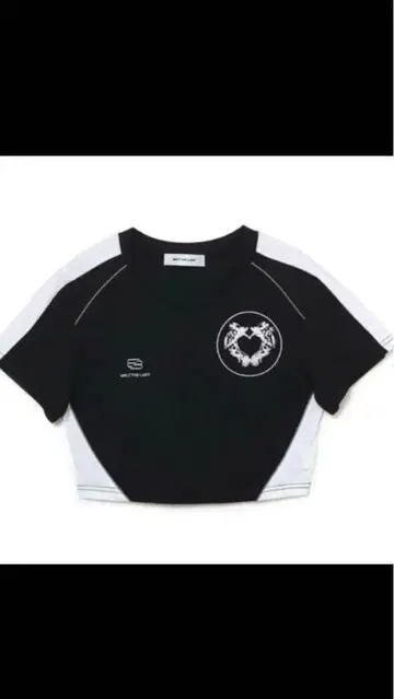 meltthelady cropped game T-shirt