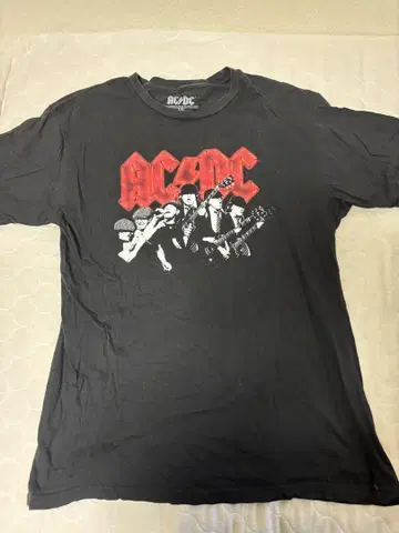 ACDC 밴드 티셔츠 L 사이즈