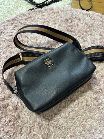 TOMMY HILFIGER 숄더백