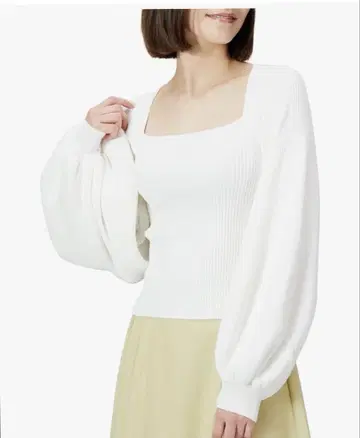 프레이 아이디 변형 슬리브 니트탑