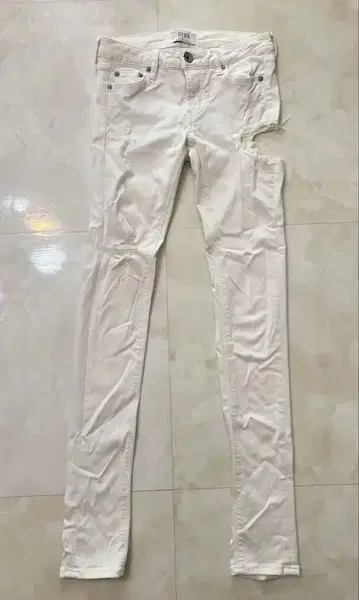 GYDA 데미지 스키니 화이트 데님