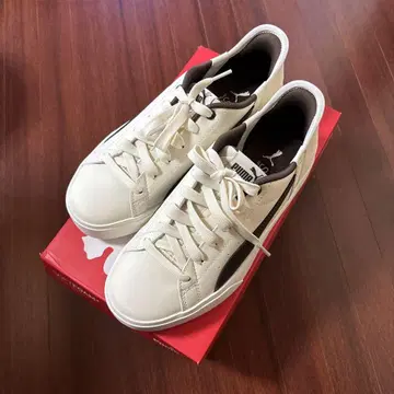 PUMA 여성용 스니커즈 22.5cm
