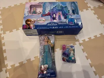 겨울왕국 FROZEN 엘사 라이트업 팔라스 인형 세트