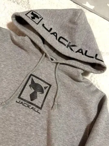 JACKALL 그레이 후드 부착 후드티