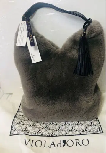비올라돌로 퍼 백