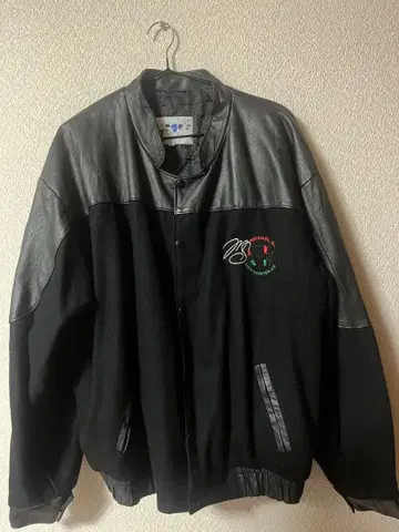 Jorge Ideas 바시티 자켓 블랙 가죽 자수