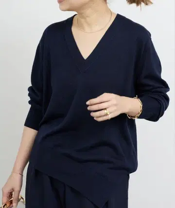 택 포함 새상품 Deuxieme Classe SOIE V넥 풀오버