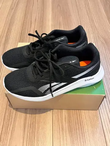 Reebok 에너지 랙 러닝화 블랙 25.0cm
