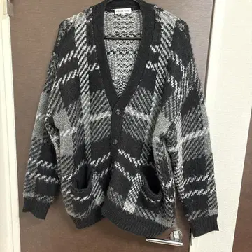 [ FREAK'S STORE ] 체크 무늬 가디건