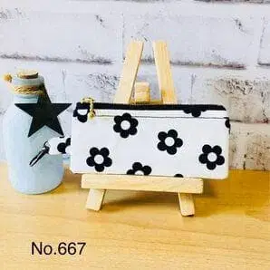 꽃무늬 멀티 케이스 화이트 블랙