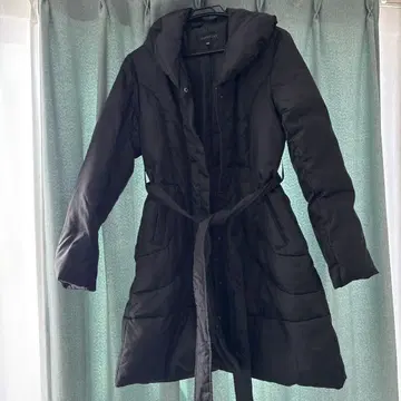 SHIFONERY 블랙 다운 코트
