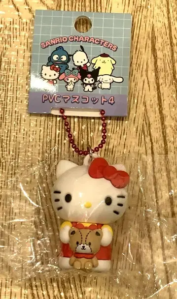 미사용 새상품 산리오 헬로키티 PVC 마스코트 4 키링 빨간색