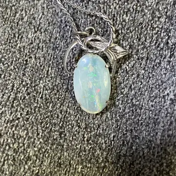 오팔 목걸이 펜던트