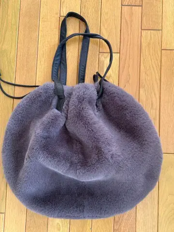 마리 인형 퍼 백