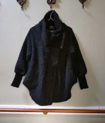 루프얀 털실 소재 하이넥 자켓 블랙