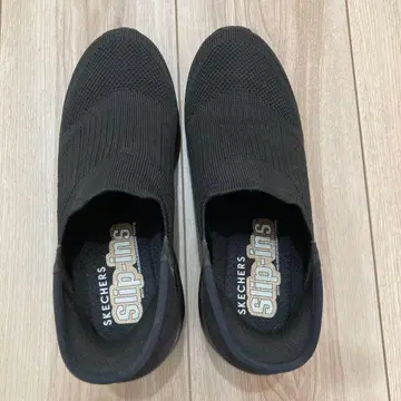 SKECHERS Slip-Ins 블랙 스니커즈