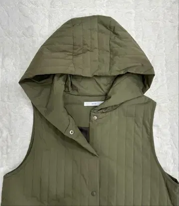 KELEN 퀼팅 롱 베스트 후드 부착 경량