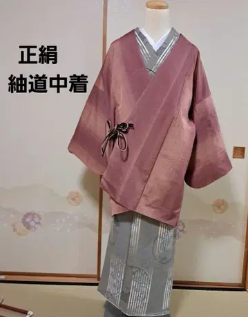 순수 실크 도중착  화장 66 캐주얼 일본 의류 코트 새상품급