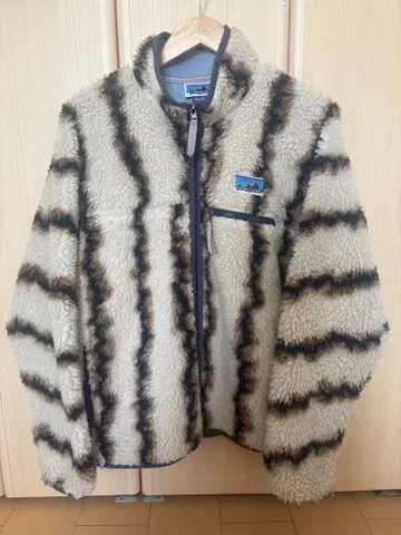 새상품급 한정품 patagonia 스트라이프 패턴 플리스 자켓