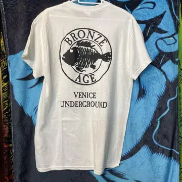 BRONZE AGE VENICE UNDERGROUND 경도 얼룩 있음
