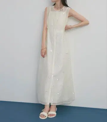 아이보리 자수 원피스 포멀