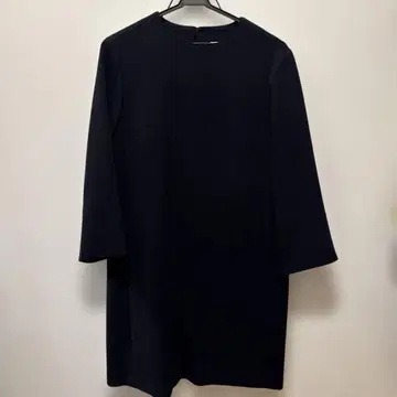 Ballsey 네이비 긴팔 무릎 기장 원피스