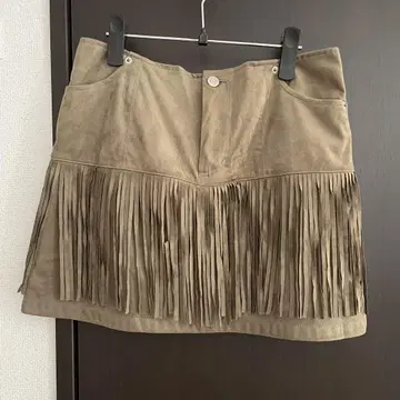 프린지 카키 미니 스커트 M 사이즈