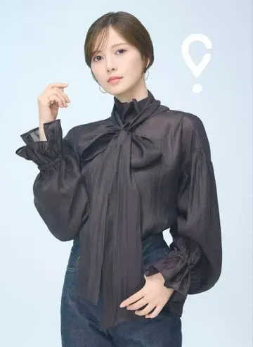 수트 스퀘어 볼륨 슬리브 시어 블라우스 브라운