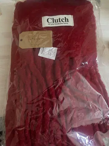 Clutch 빨간색 머플러 미사용
