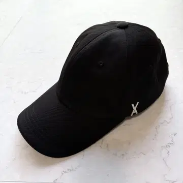VARZAR STUD LOGO 오버핏 볼캡 블랙
