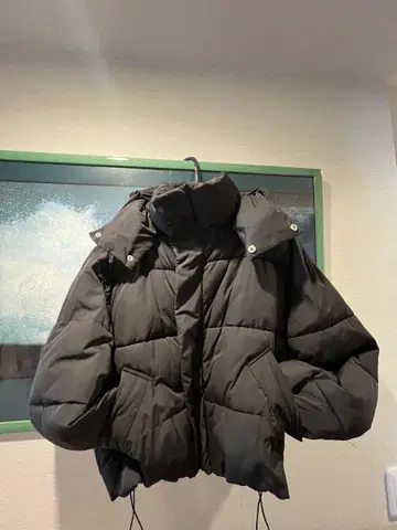 MURUA 크롭 다운 자켓 블랙