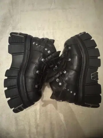newrock M-106-S112