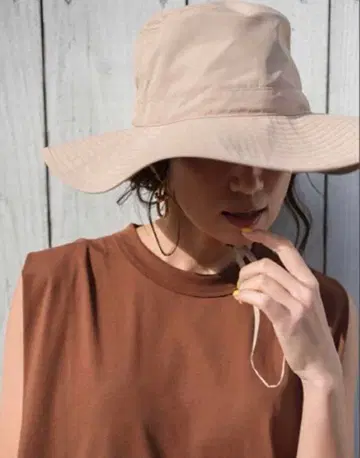 FORME 베이지 햇 히가시하라 아키