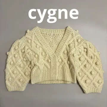 시뉴 cygne 손뜨개질 폼폼 가디건 Florent 아이보리