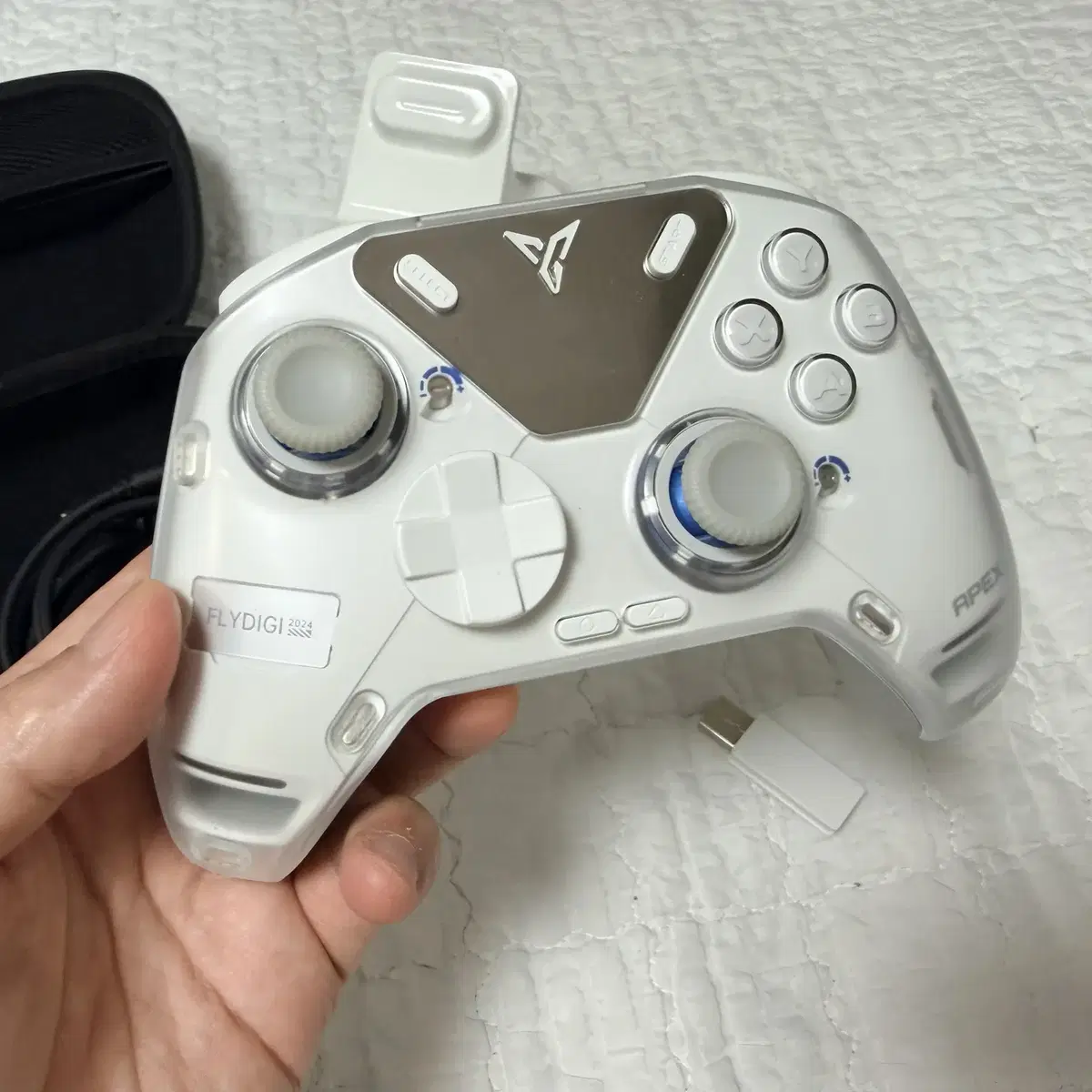 Flydigi Joytron APEX4 Wireless Gamepad #게임패드,#무선게임패드,#플라이디지,#APEX4 on  Bunjang Global Site.