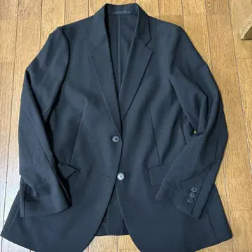 UNIQLO 칸도우 자켓 블랙