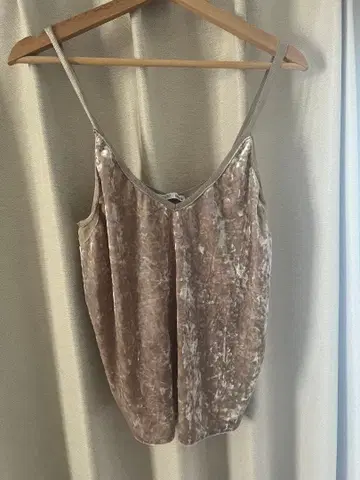 ZARA 벨벳 뷔스티에 베이지