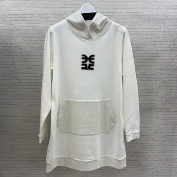 PICONE 화이트 후드 부착 후드티