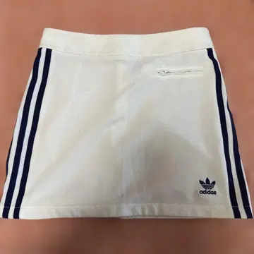 adidas 스트라이프 미니 스커트