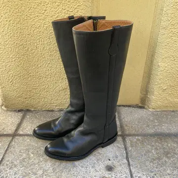 Sara Jones London 사라 존스 블랙 컬러 롱 부츠