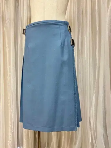 O'NEIL OF DUBLIN 울 소가죽 플리츠 스커트 무릎 기장